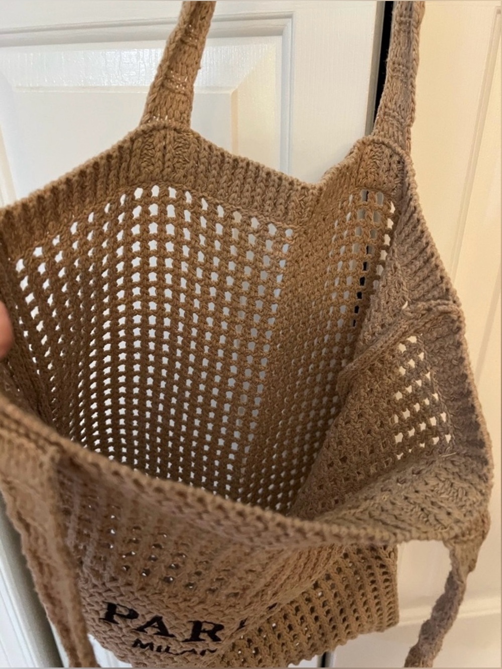 Paris Milano Woven Tote Bag in Tan NWT - Picture 6 of 9